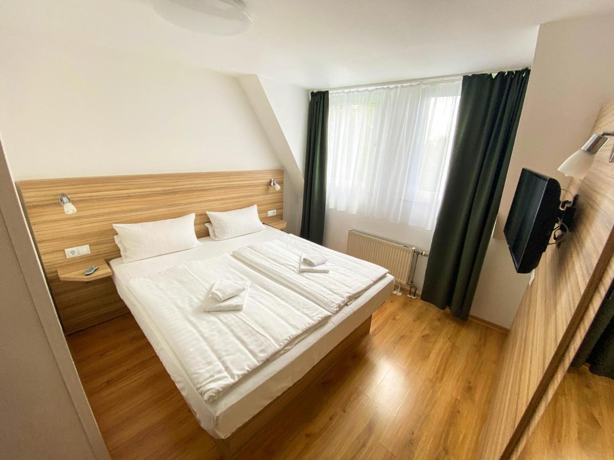 Limok Rooms Hamm Хам Екстериор снимка