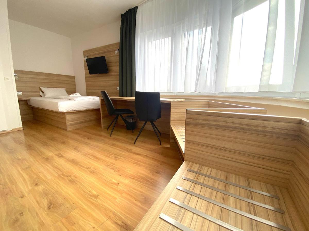 Limok Rooms Hamm Хам Екстериор снимка